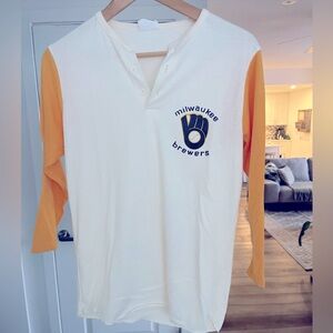 Vintage Milwaukee Brewers shirt